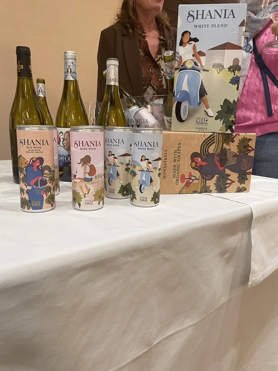 Vinos Shania de la Familia Juan Gil
