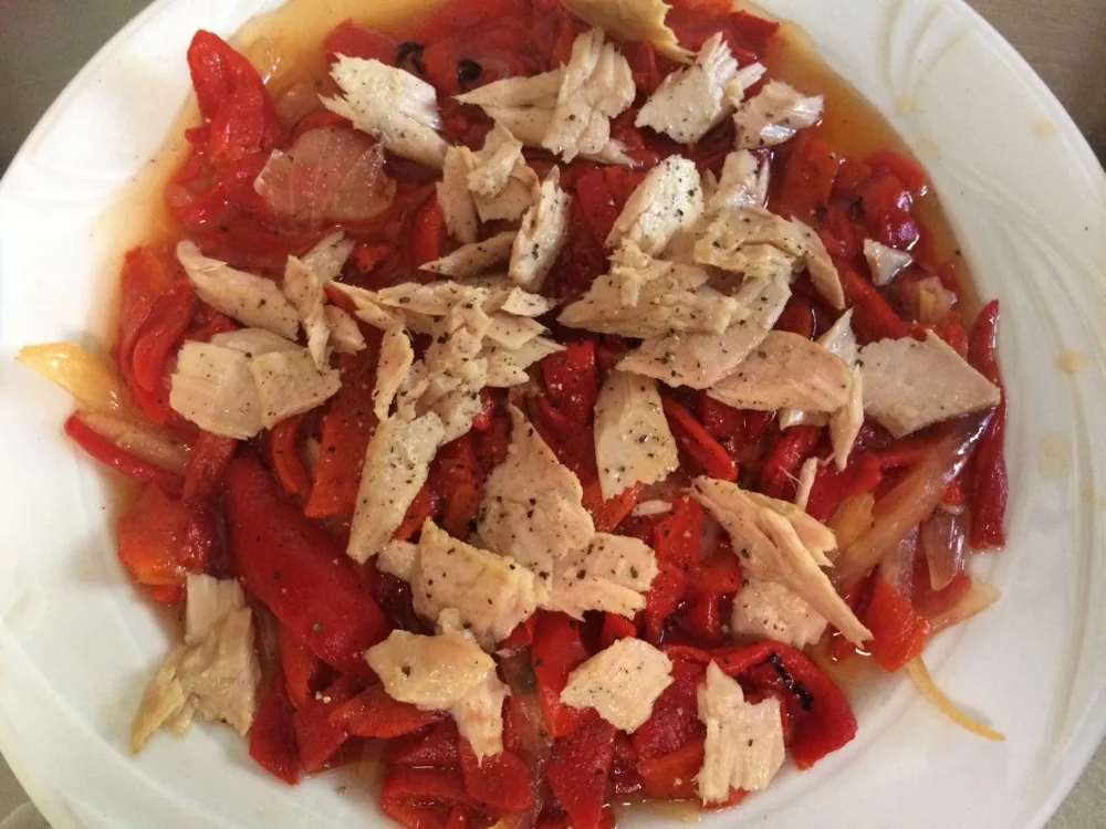Ensalada de pimientos con ventresca